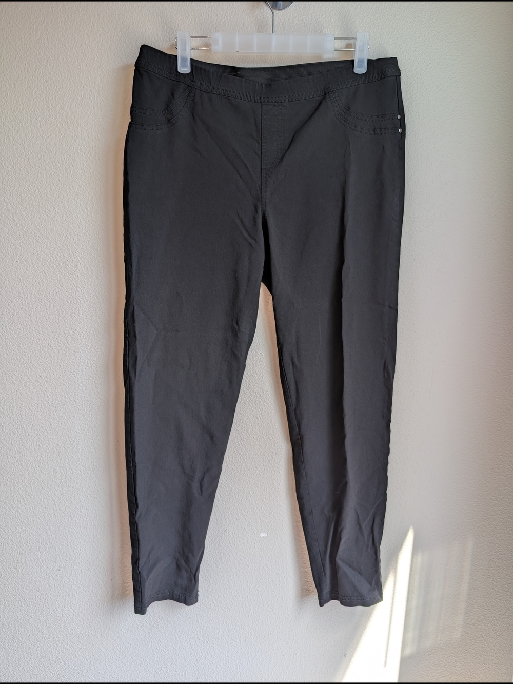 Solo Apparel Ltd. Black Ponte Leggings Women's Size L